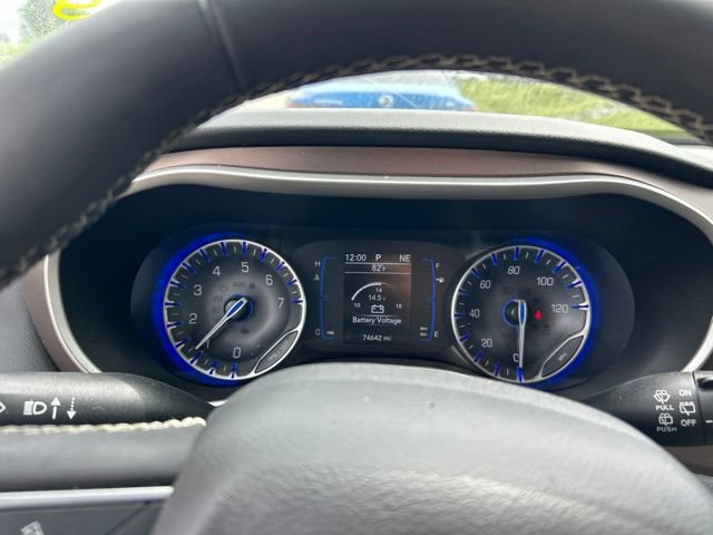 Used 2023 Chrysler Voyager LX FWD image 8