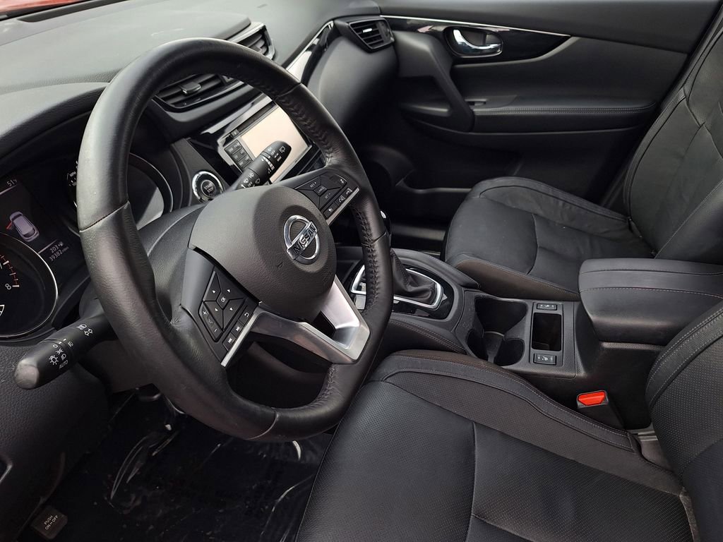 Used 2018 Nissan Rogue Sport SL w/ SL Premium Package AWD/4WD image 10