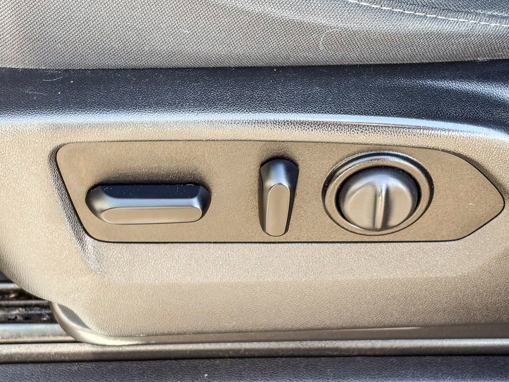 Certified 2021 Chevrolet Silverado 1500 LT image 46