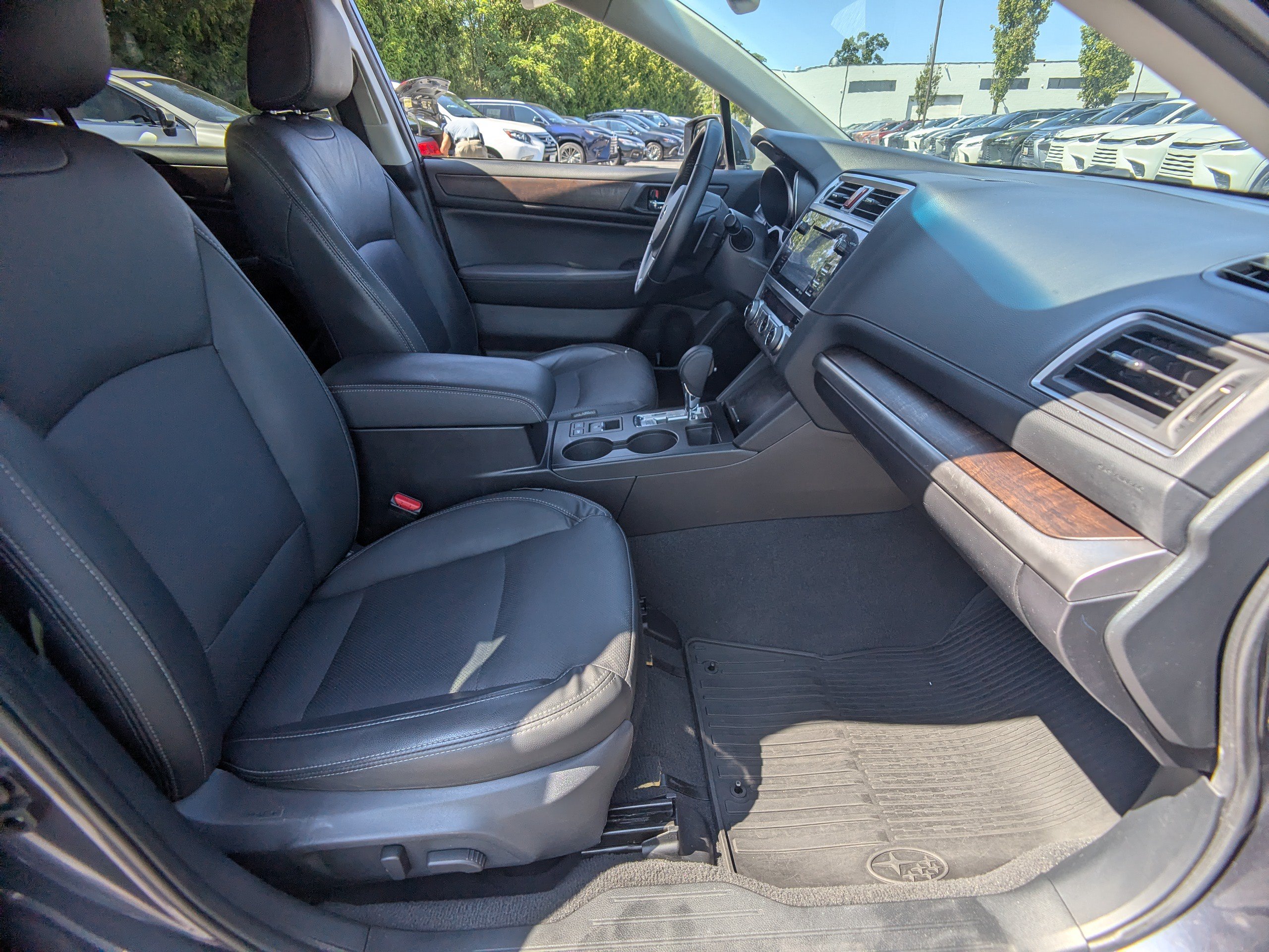 Used 2015 Subaru Outback 2.5i Limited AWD/4WD image 10