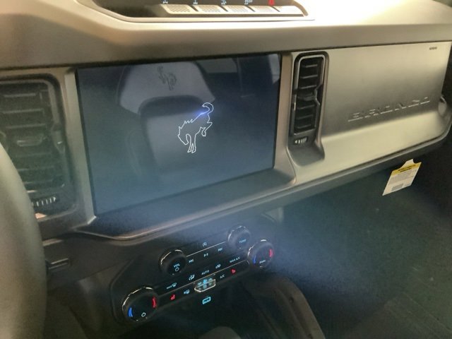 New 2025 Ford Bronco Big Bend w/ Black Diamond Package image 21