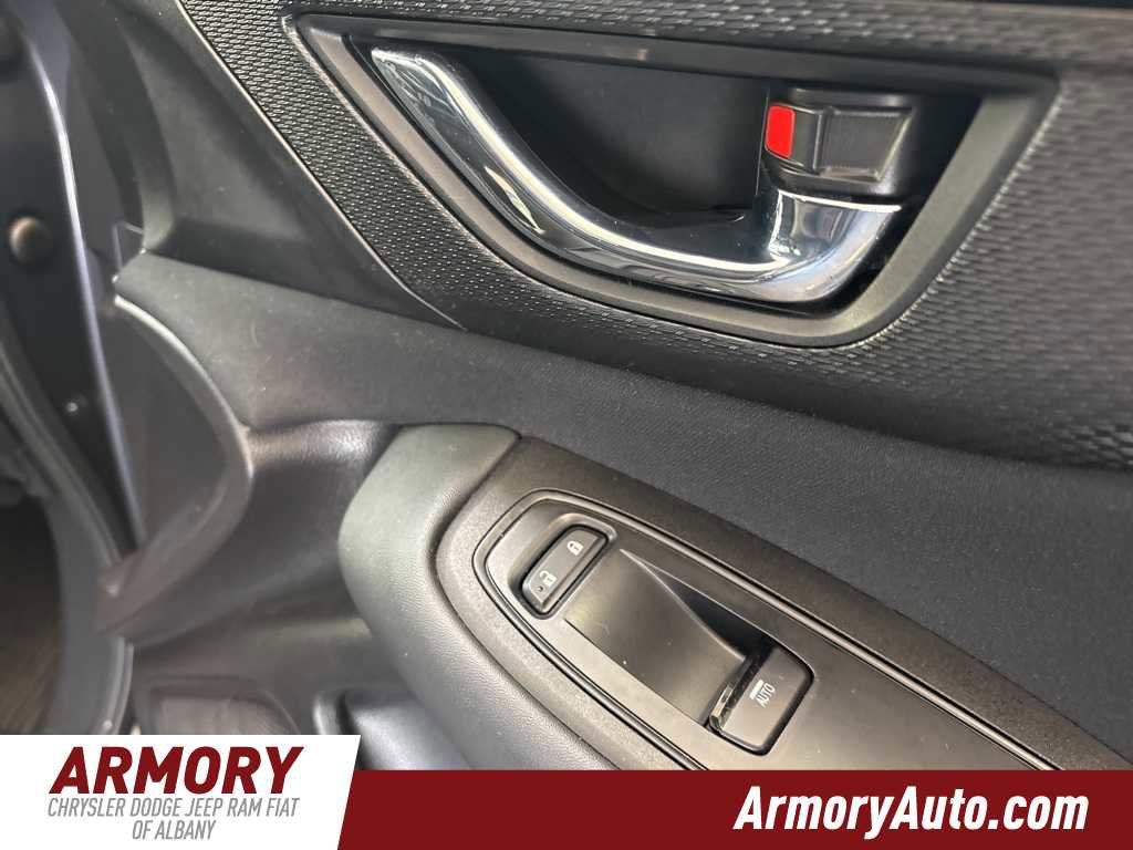 Used 2023 Subaru Outback Premium image 38