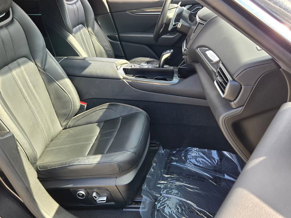 Used 2022 Maserati Levante Modena S image 16