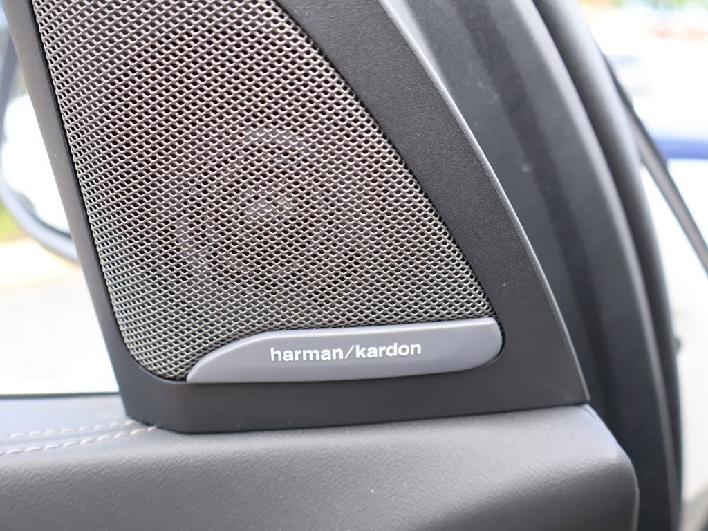 Used 2023 BMW X7 xDrive40i w/ Executive Package image 60