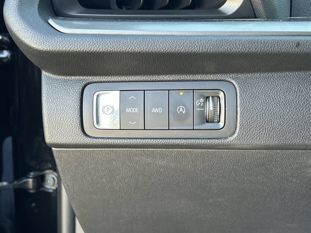 Certified 2025 Chevrolet Traverse LT AWD/4WD image 15