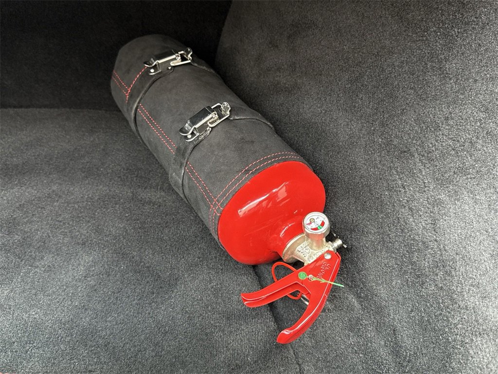 Used 2024 Ferrari 296 GTS image 31