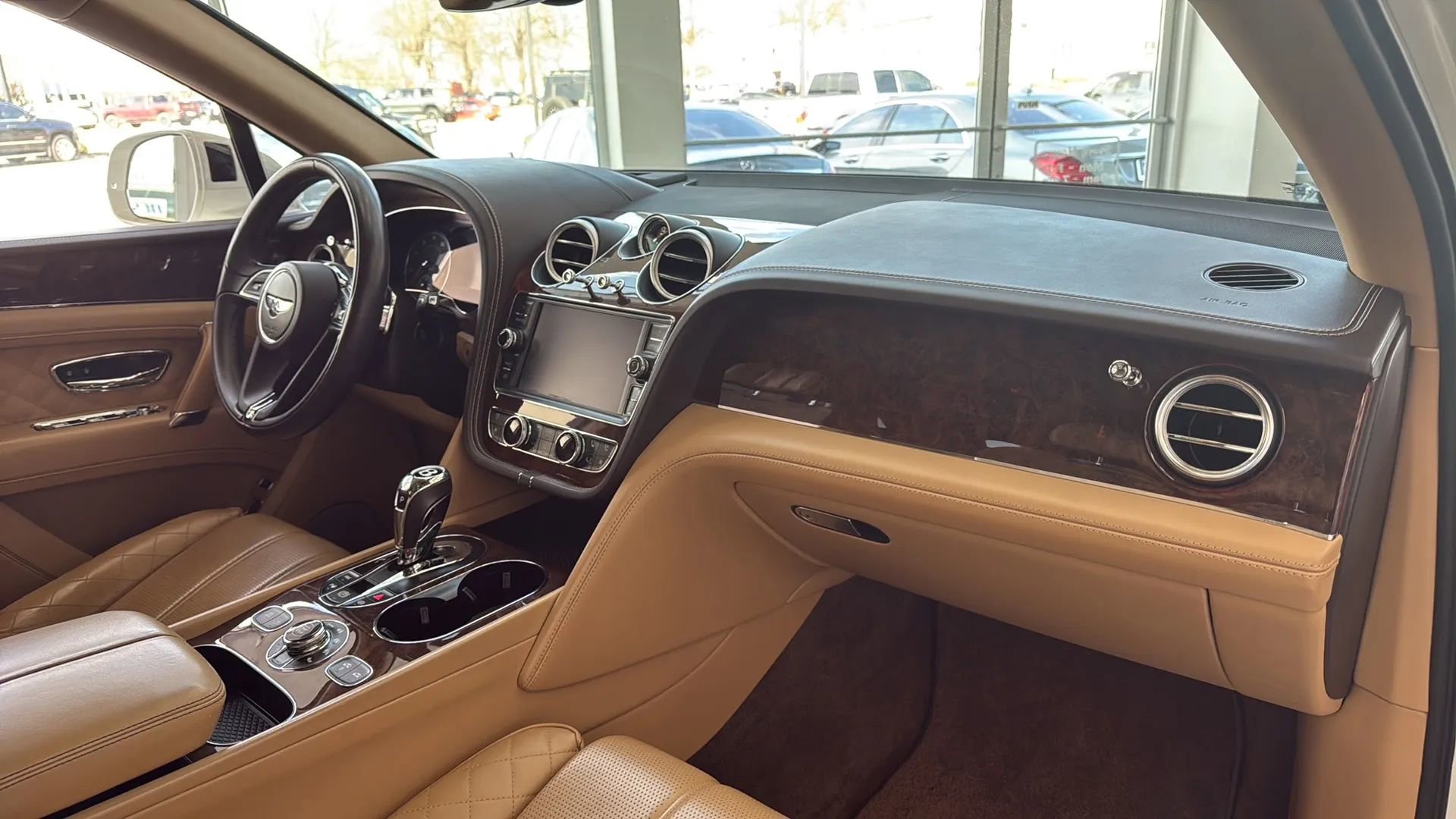 Used 2017 Bentley Bentayga W12 Sport Utility 4D image 22