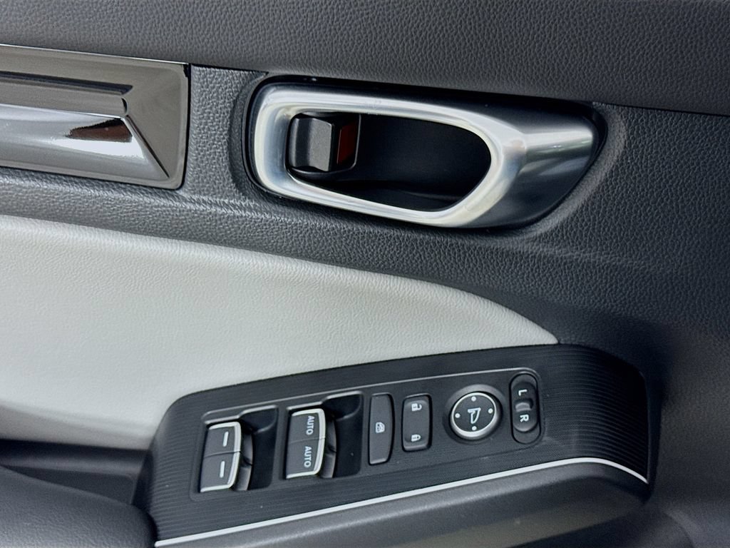 Used 2025 Honda Civic Sport Touring image 24