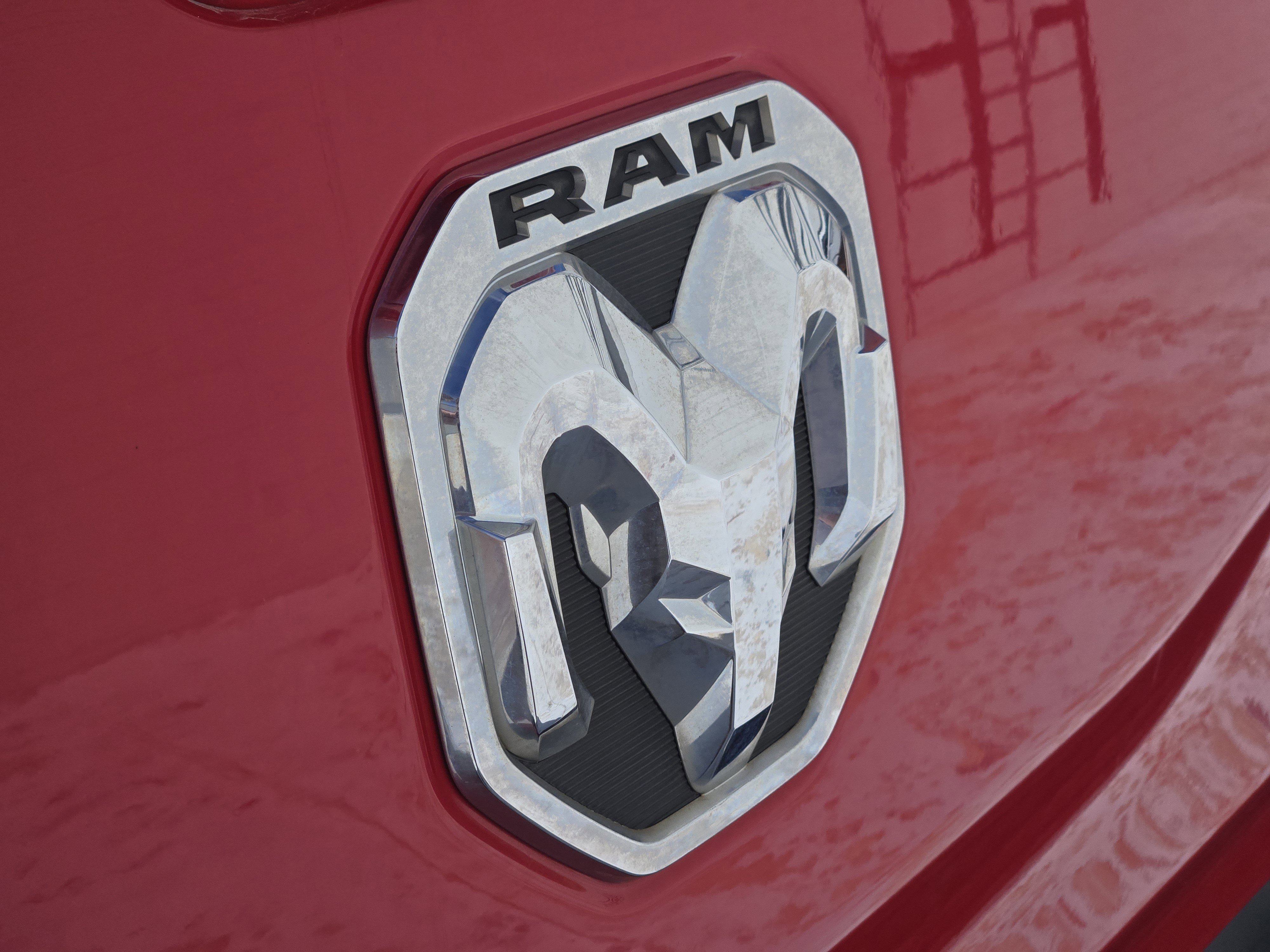 Used 2019 RAM 1500 Big Horn image 11