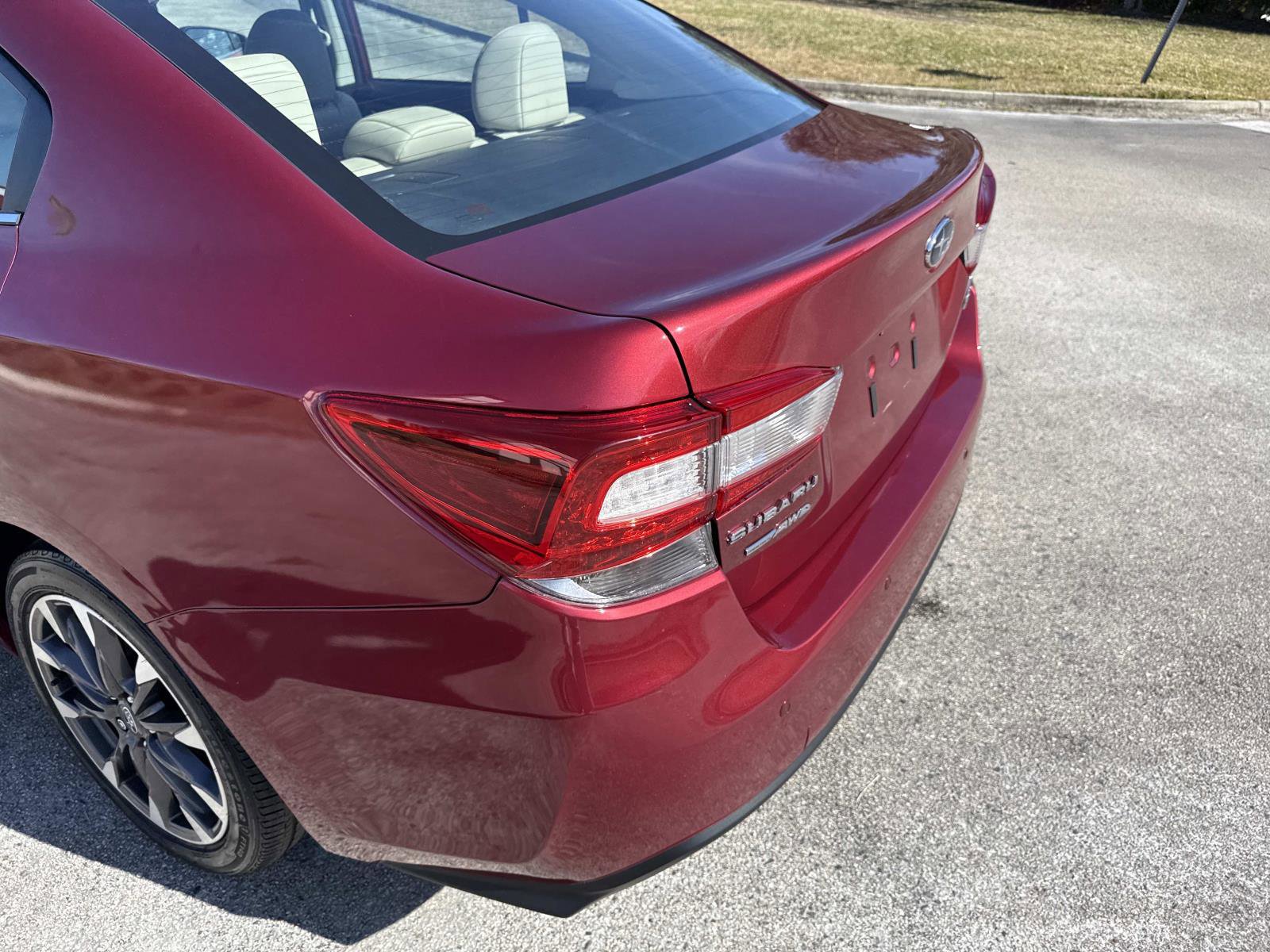 Used 2021 Subaru Impreza 2.0i Limited image 11