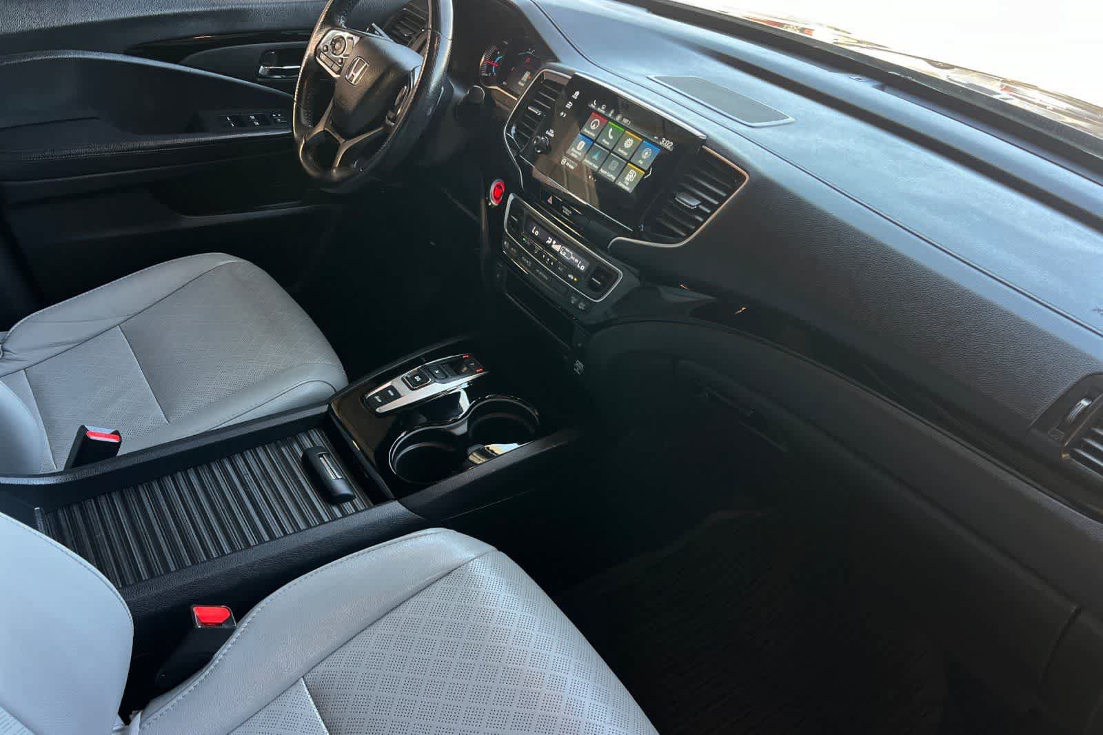 Used 2019 Honda Passport Touring image 18