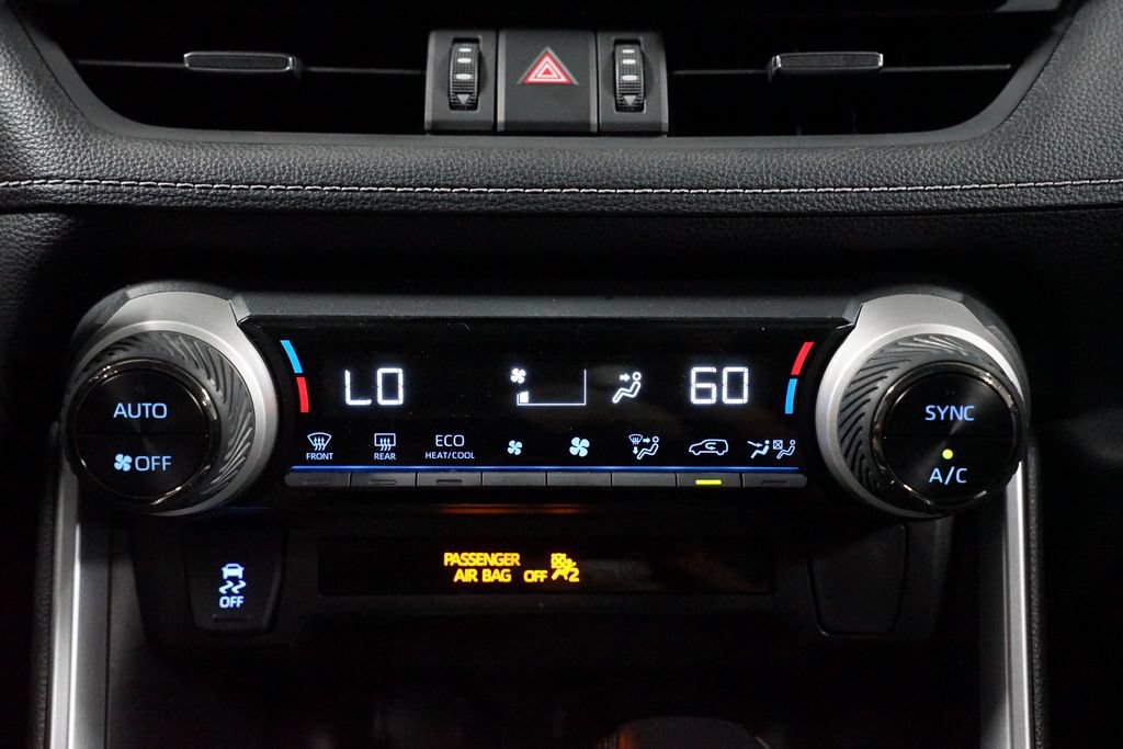 Used 2022 Toyota RAV4 XLE Premium AWD/4WD image 19