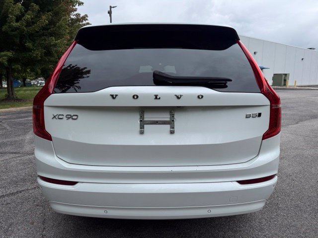 Used 2023 Volvo XC90 B5 Core AWD/4WD image 7
