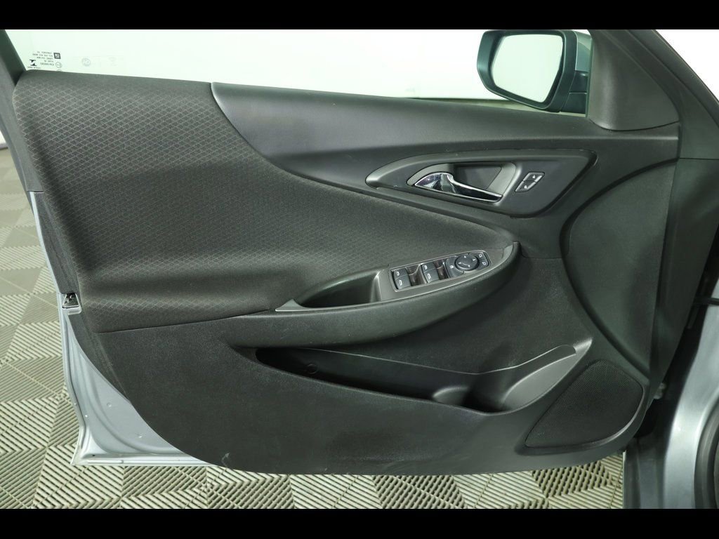 Used 2024 Chevrolet Malibu LT image 24