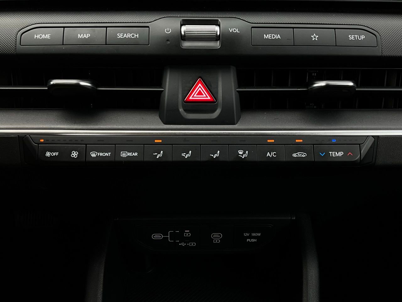 Used 2025 Kia K4 LXS image 28