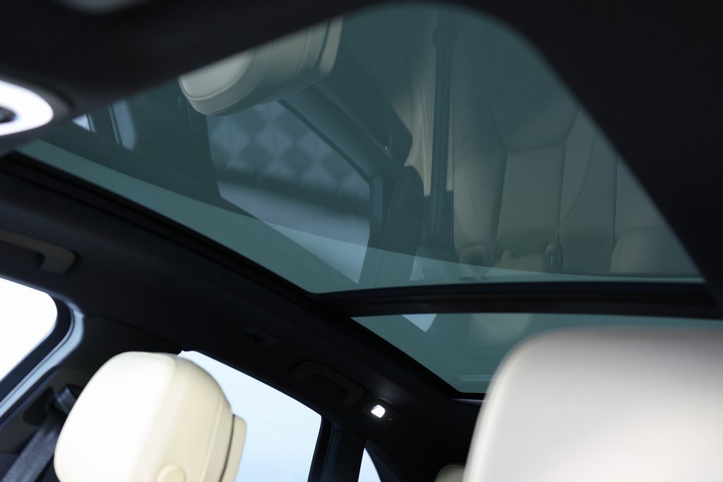 Used 2018 Porsche Macan image 33