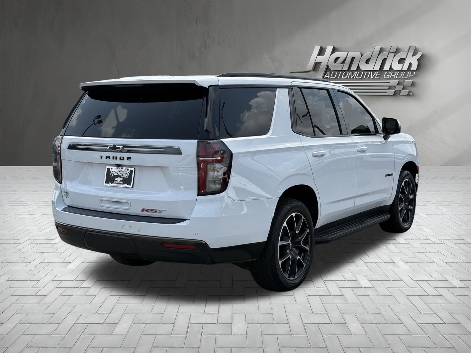 Used 2021 Chevrolet Tahoe RST w/ Luxury Package RWD image 10