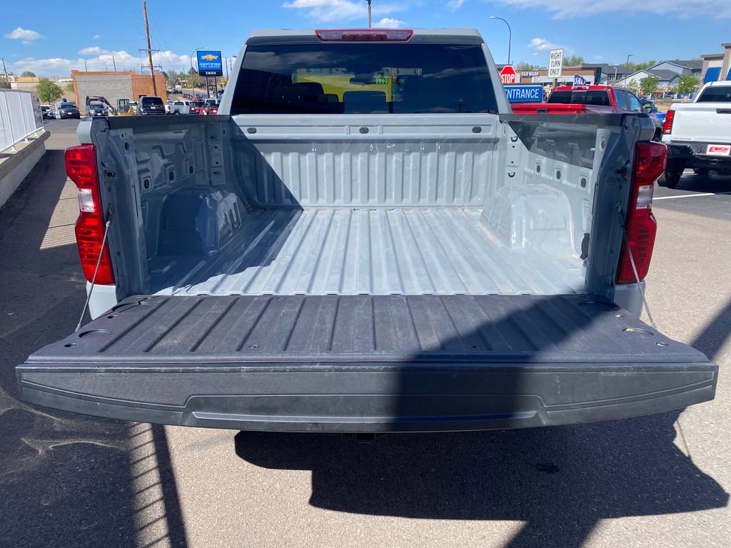 Used 2024 Chevrolet Silverado 1500 LT AWD/4WD image 23