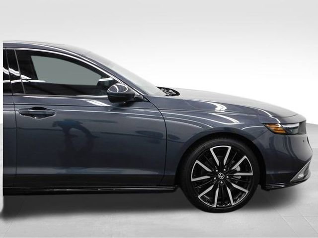 Used 2024 Honda Accord Touring image 18