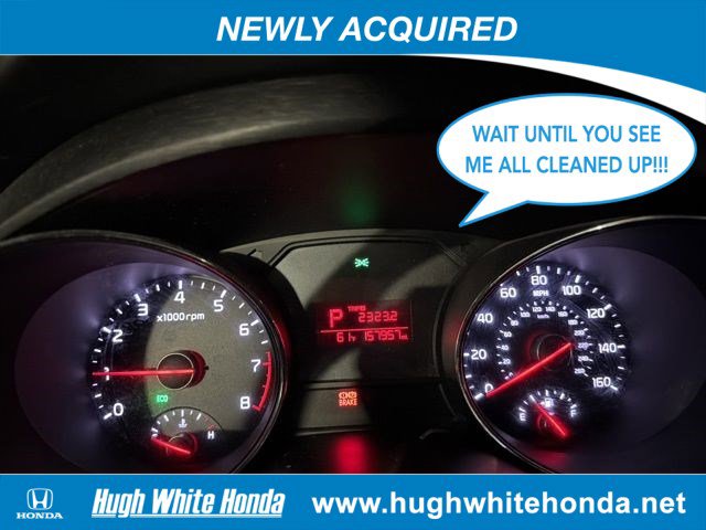 Used 2016 Kia Sedona LX w/ LX Convenience Package image 16