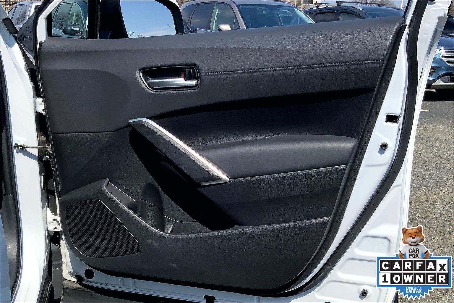 Used 2023 Toyota Corolla Cross XLE w/ Convenience Package image 23