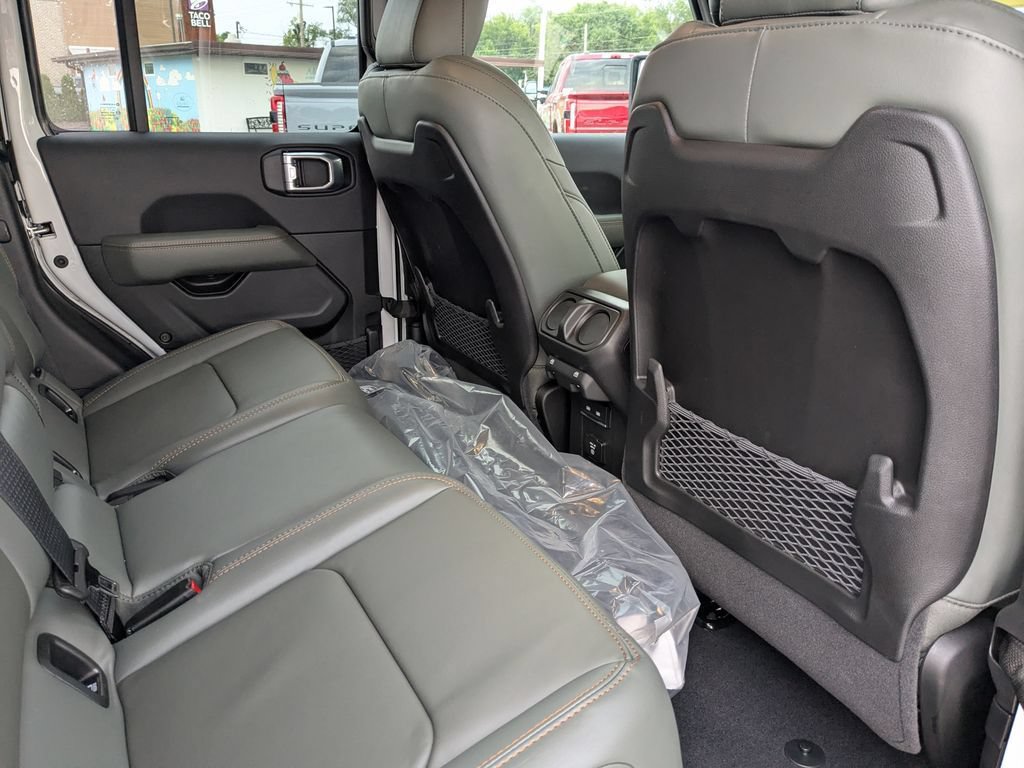 New 2026 Jeep Gladiator Mojave AWD/4WD image 11