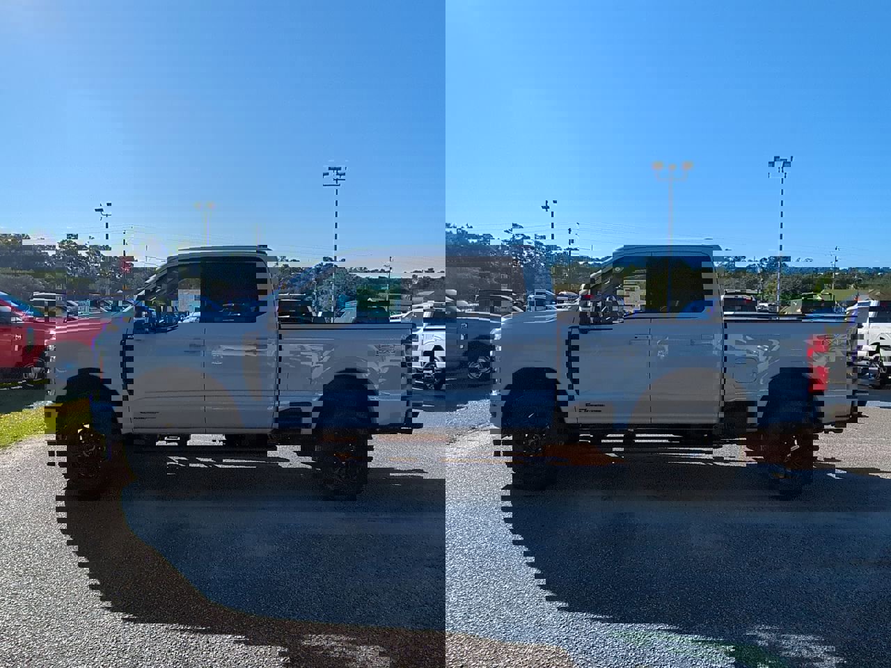 New 2026 Ford F250 XLT image 29