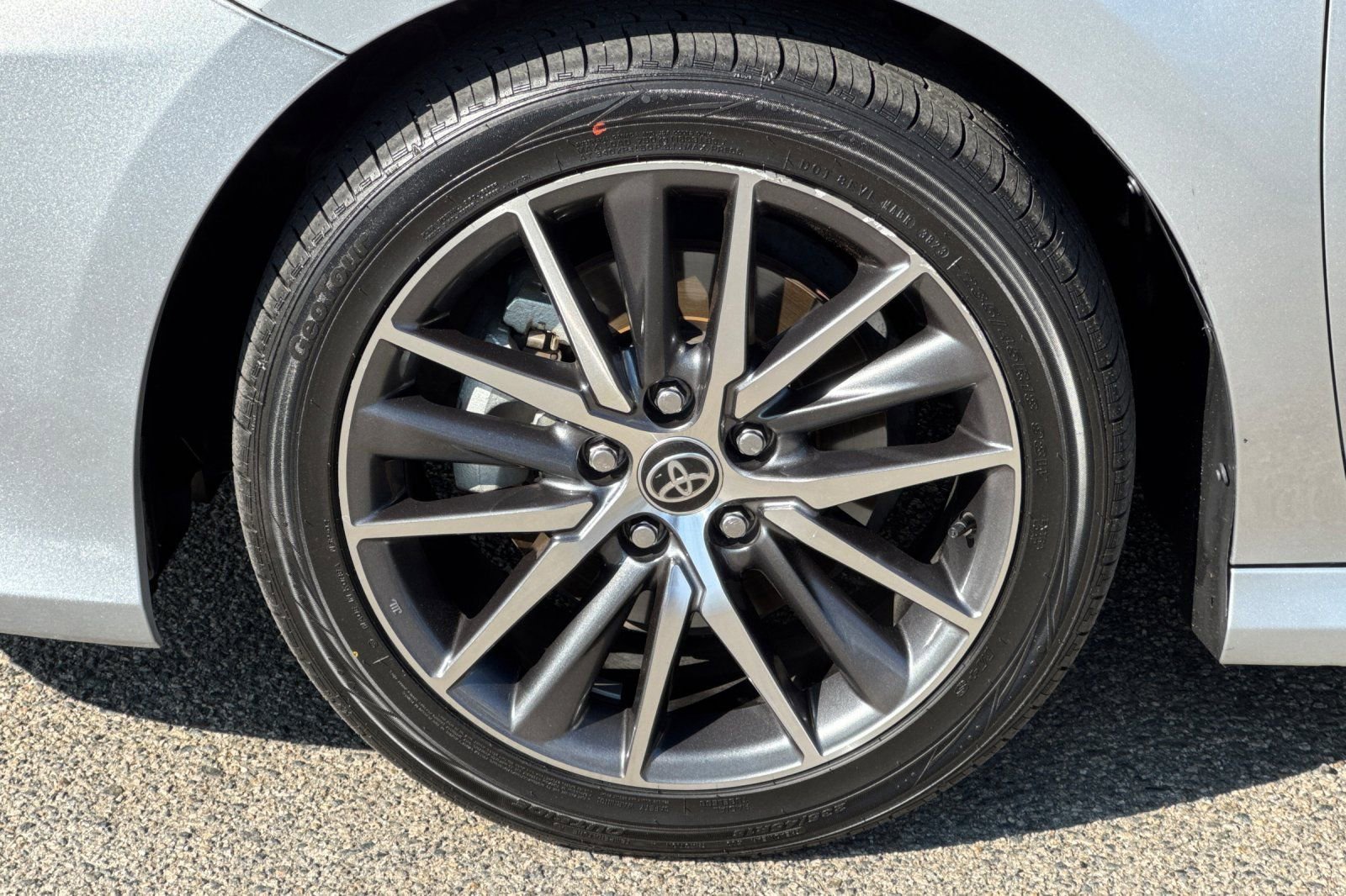 Used 2023 Toyota Camry XLE image 23