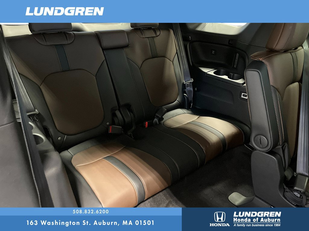 New 2026 Honda Pilot TrailSport image 9
