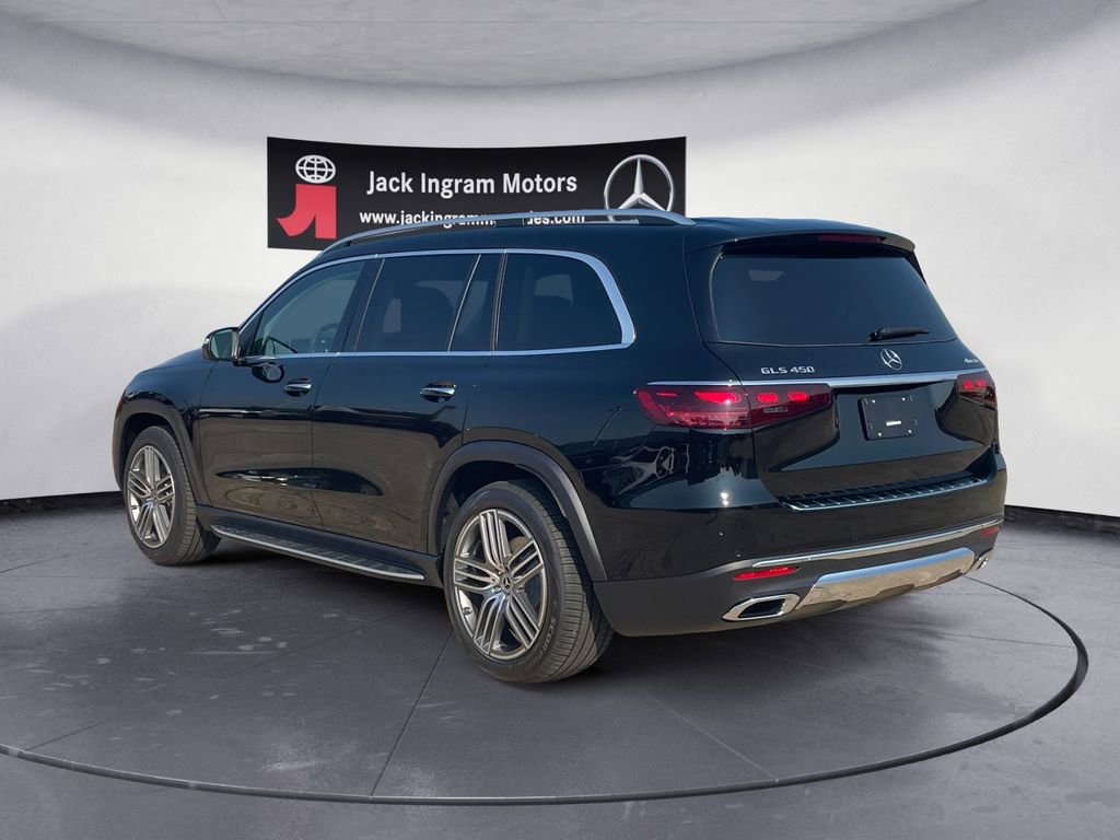 New 2026 Mercedes-Benz GLS 450 4MATIC image 3