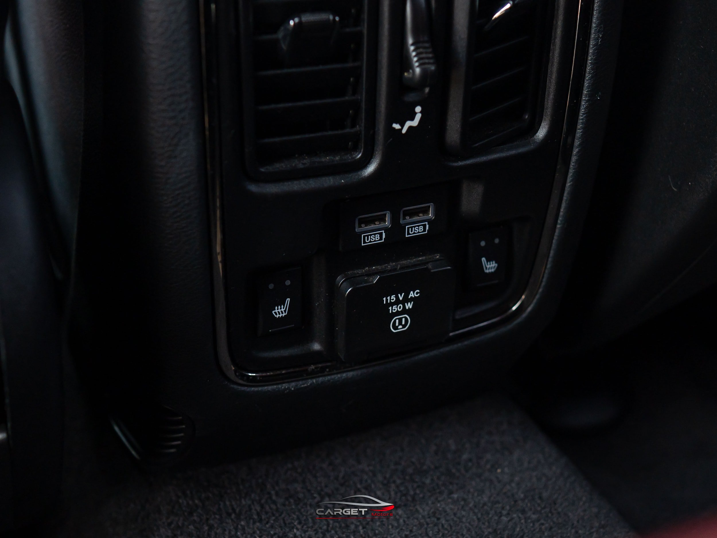 Used 2018 Dodge Durango R/T w/ Blacktop Package AWD/4WD image 22