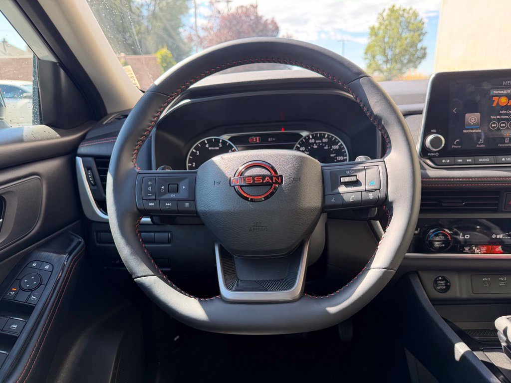 Used 2026 Nissan Rogue SV AWD/4WD image 9