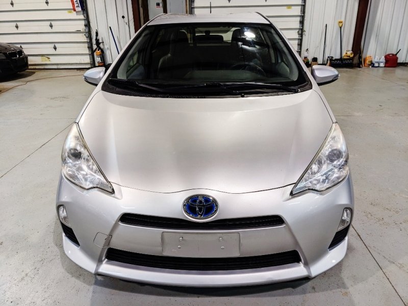 Used 2012 Toyota Prius C One image 9