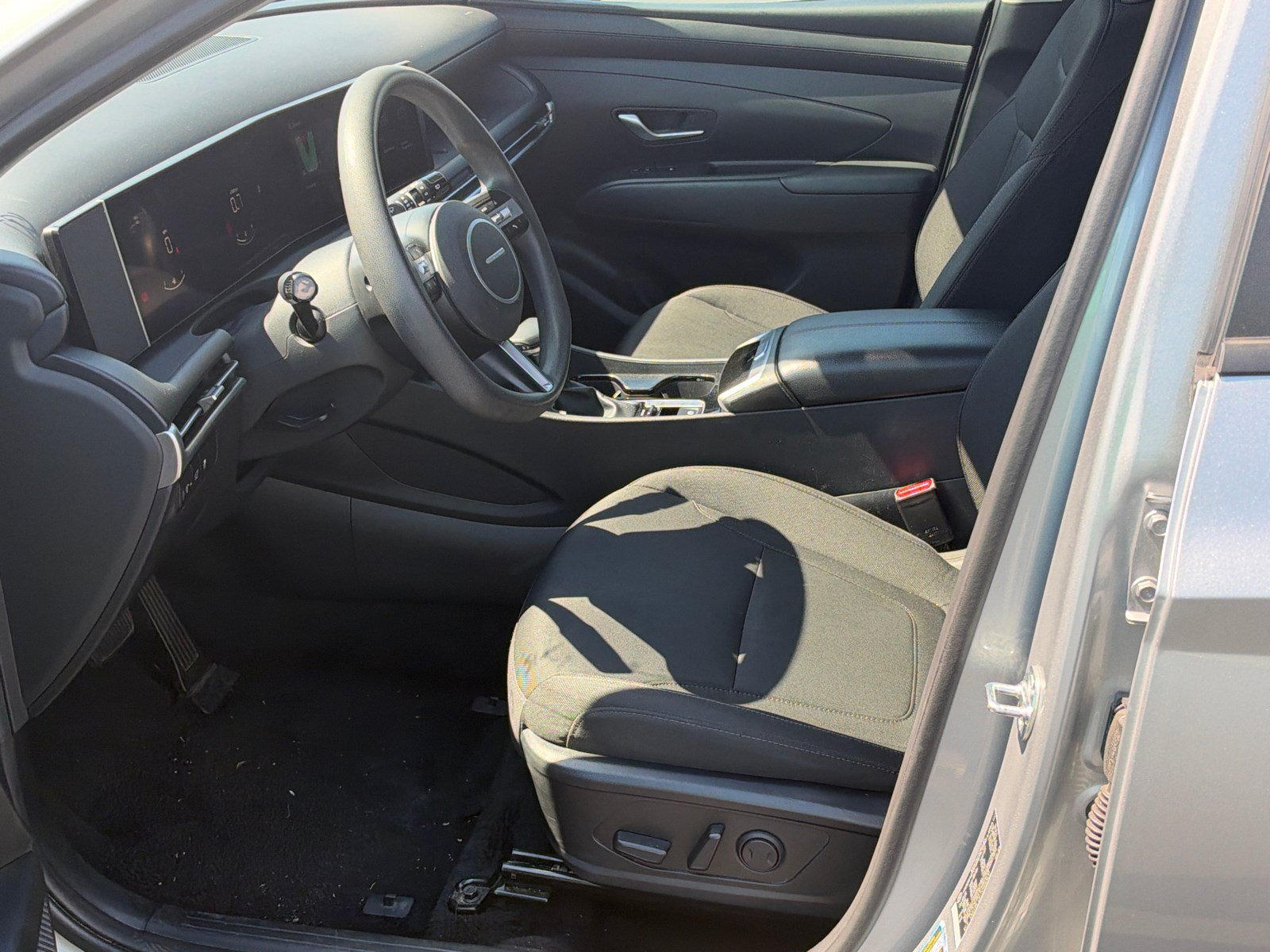 Used 2025 Hyundai Tucson SEL AWD/4WD image 9