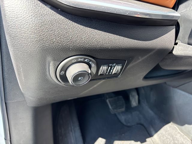 Used 2024 Jeep Compass Limited AWD/4WD image 16