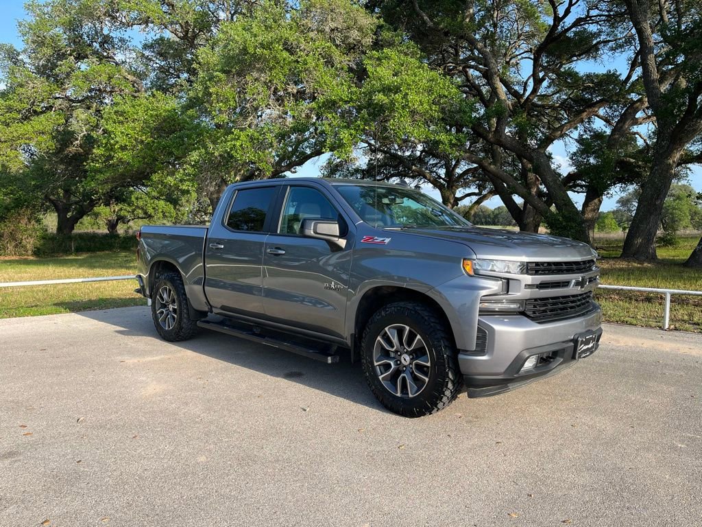 Used 2020 Chevrolet Silverado 1500 RST w/ Texas Edition AWD/4WD image 3