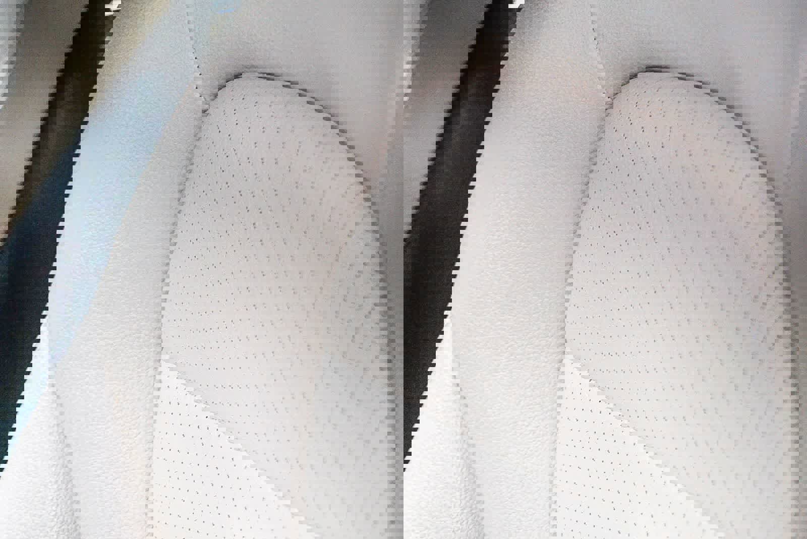 Used 2016 Mercedes-Benz C 300 Sedan image 24