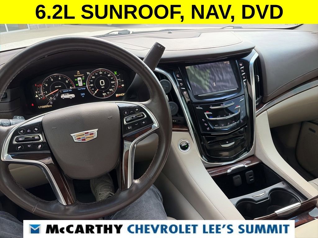 Used 2015 Cadillac Escalade ESV Luxury image 57
