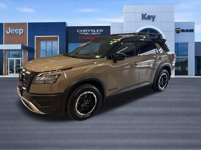 Used 2023 Nissan Pathfinder Rock Creek image 2