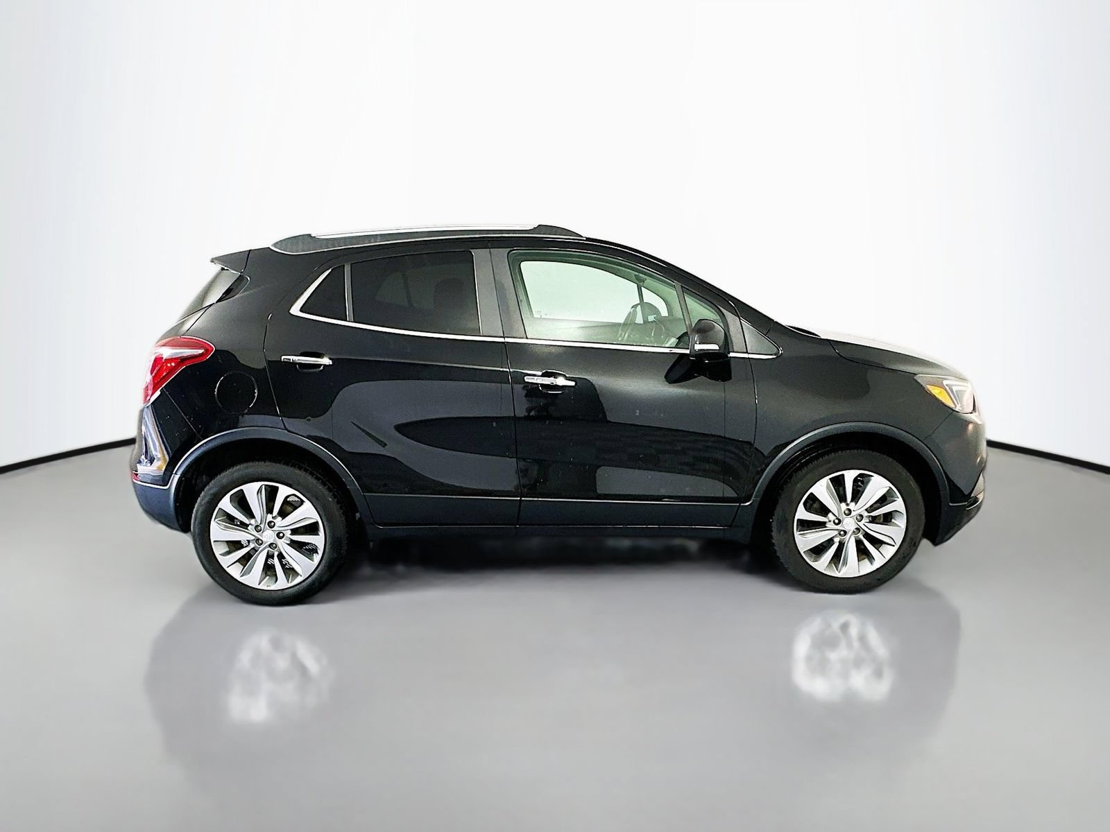 Used 2017 Buick Encore Preferred FWD image 8