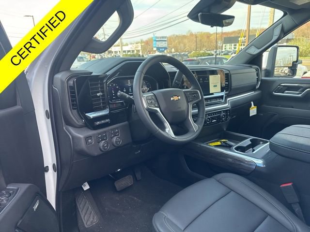 Used 2026 Chevrolet Silverado 2500 LTZ w/ LTZ Premium Package AWD/4WD image 10