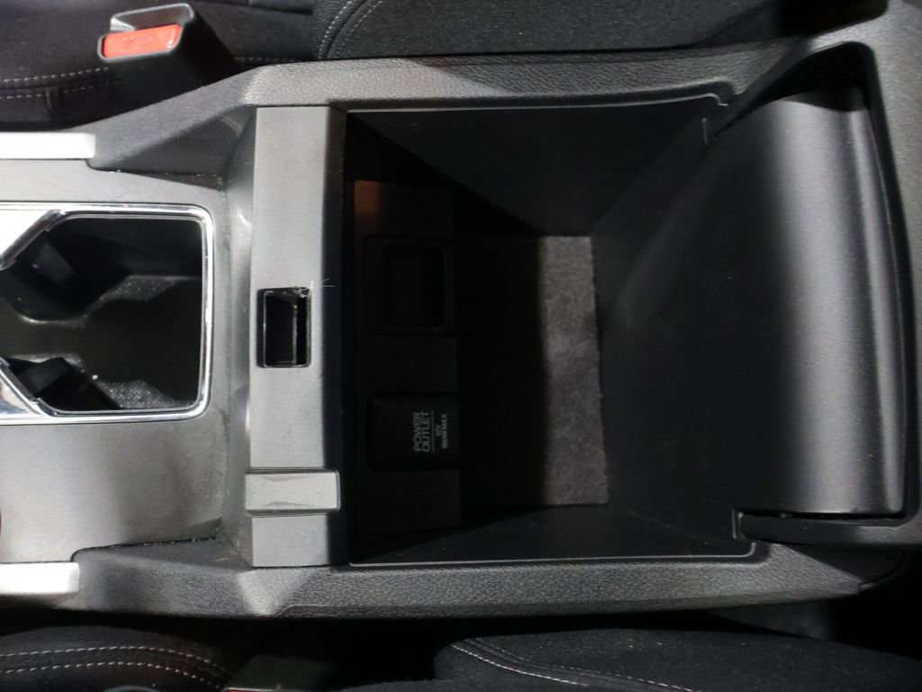 Used 2015 Honda Accord Sport image 29