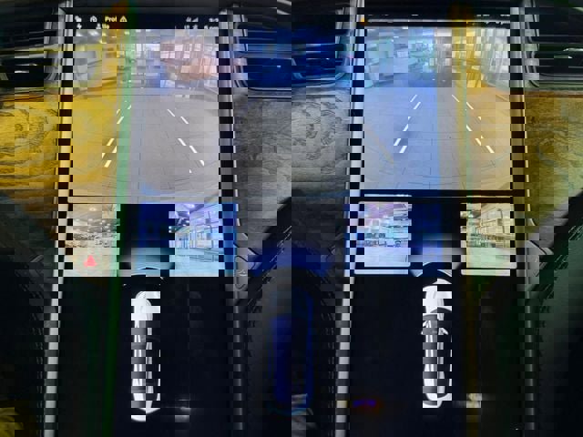 Used 2019 Tesla Model S Long Range AWD/4WD image 32