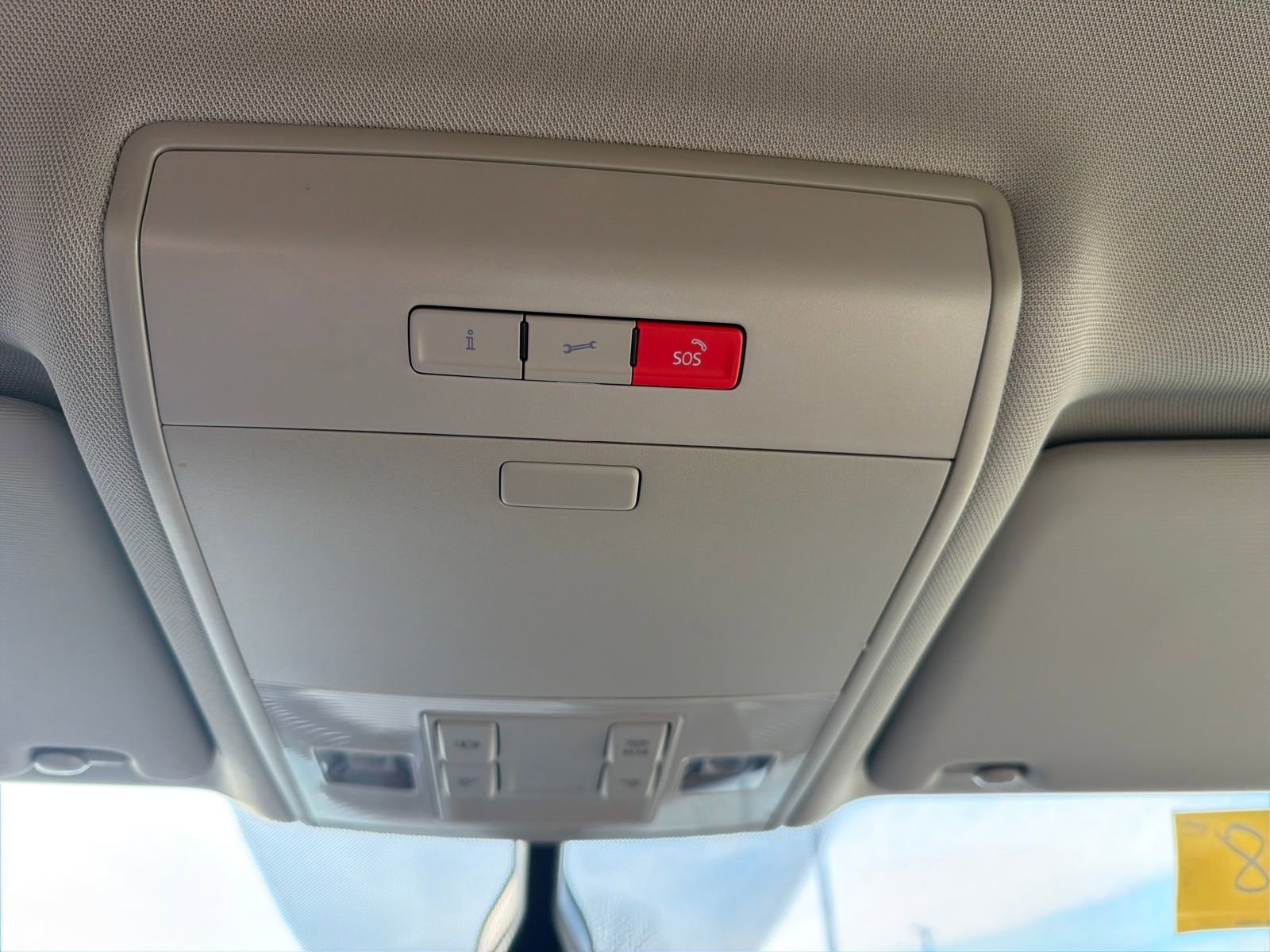 Used 2022 Volkswagen Atlas SE w/ Black Wheel Package image 38