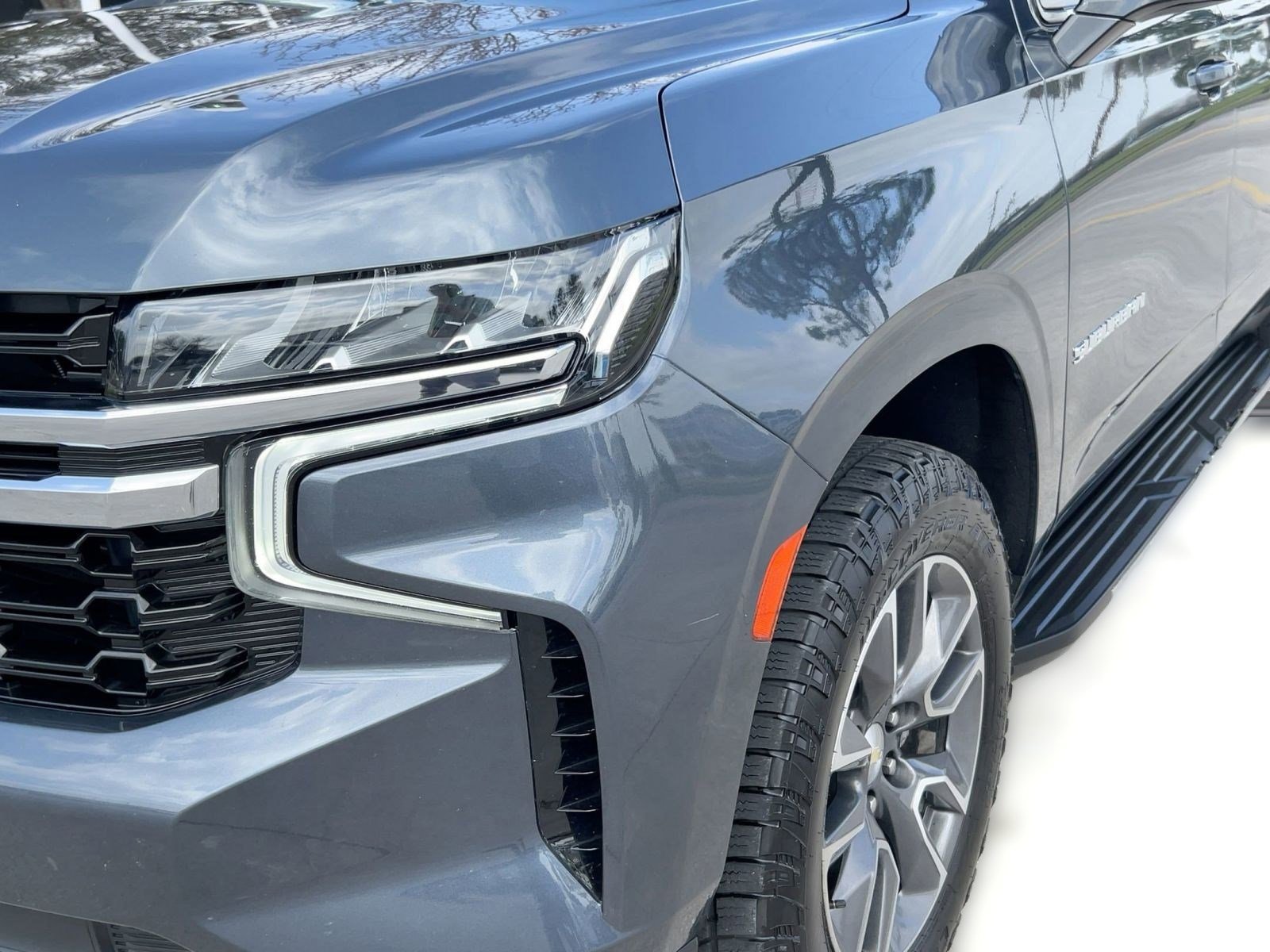 Certified 2021 Chevrolet Suburban LS w/ Driver Alert Package image 10