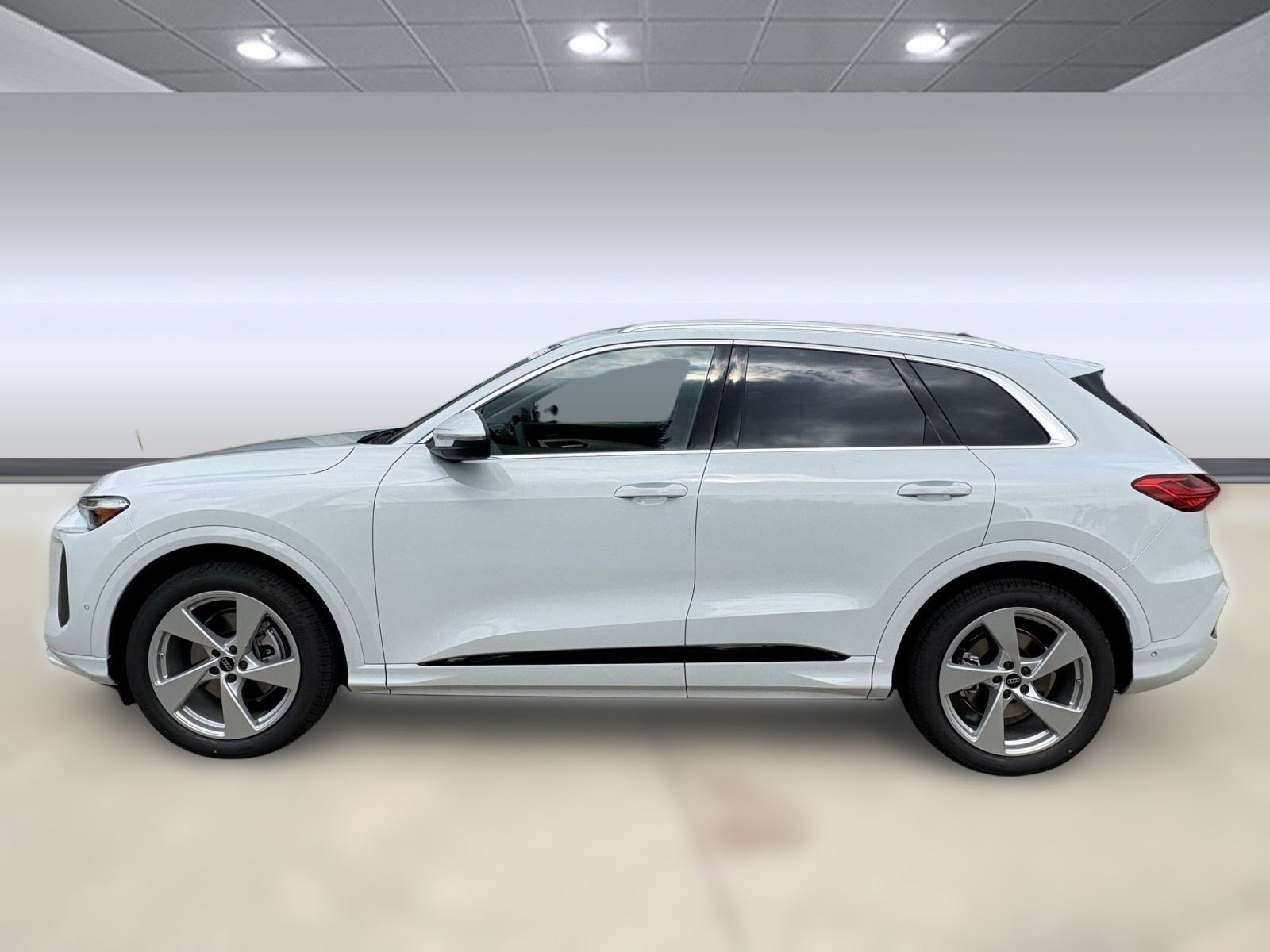 New 2025 Audi Q5 Prestige image 2