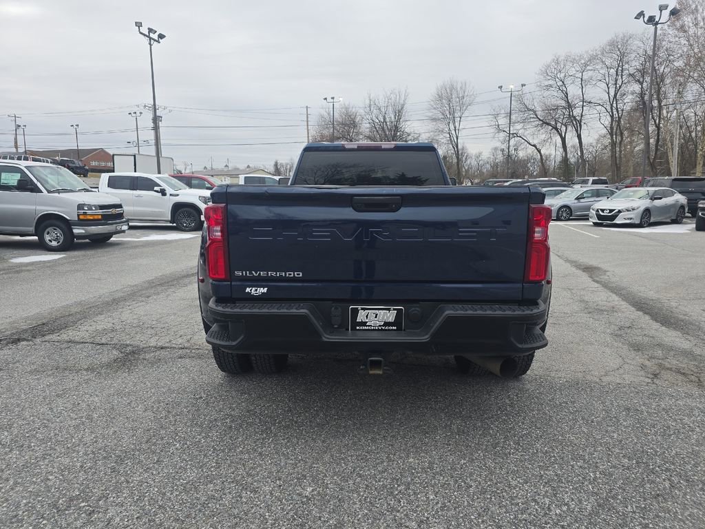 Used 2023 Chevrolet Silverado 3500 W/T image 11
