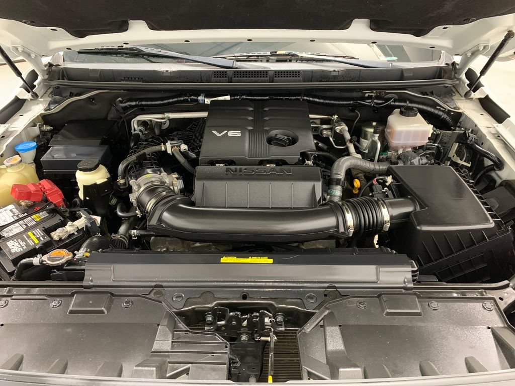Used 2022 Nissan Frontier PRO-4X w/ Pro-4X Premium Package AWD/4WD image 31