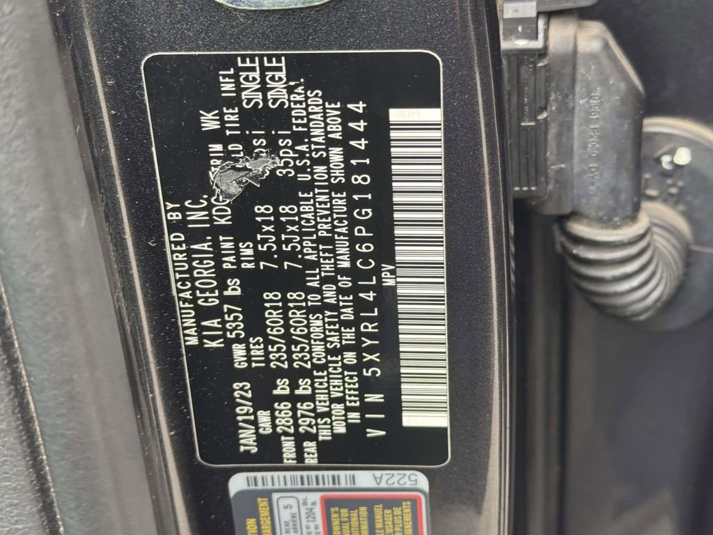 Used 2023 Kia Sorento S w/ Panoramic Sunroof Package image 17