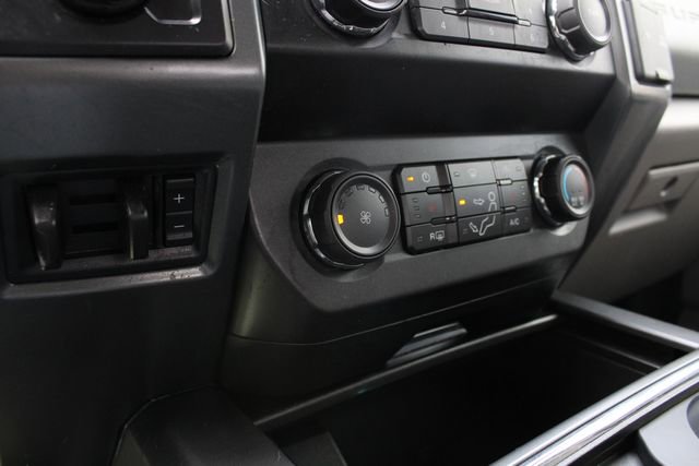 Used 2021 Ford F250 XLT w/ XLT Premium Package AWD/4WD image 15